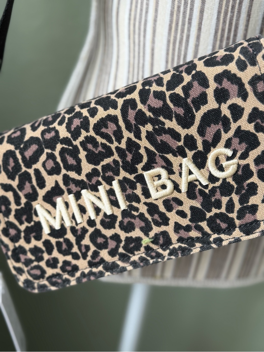 Leopard Mini Bag - Picture 3 of 9